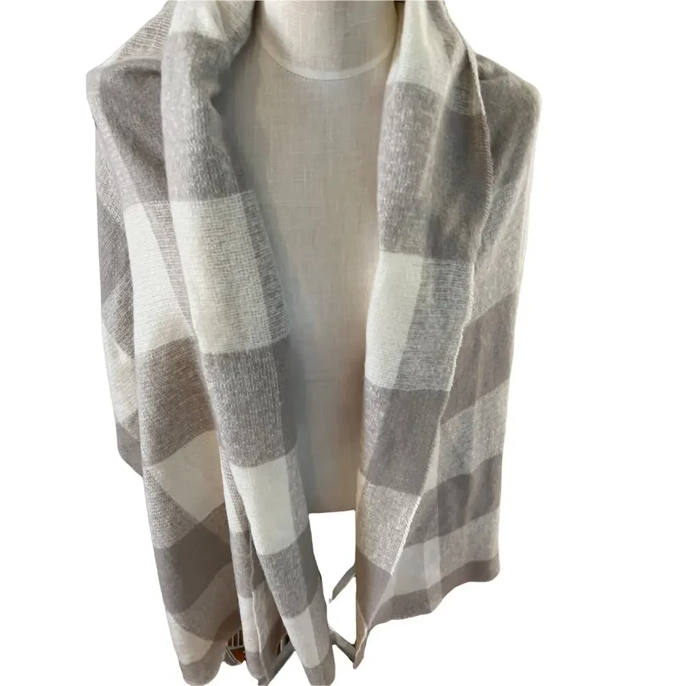 Old Navy large gray oversized blanket wrap